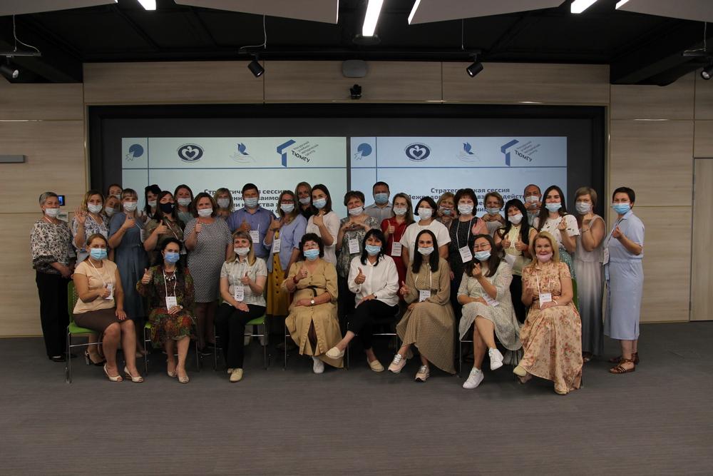 Действовать и мыслить инклюзивно: в Тюмени обсудили вопросы повышения качества жизни людей с нарушением слуха