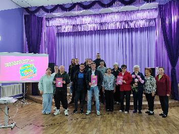 Прошла игра «Привет из 90х» в Хохловском Доме культуры и молодёжного творчества 