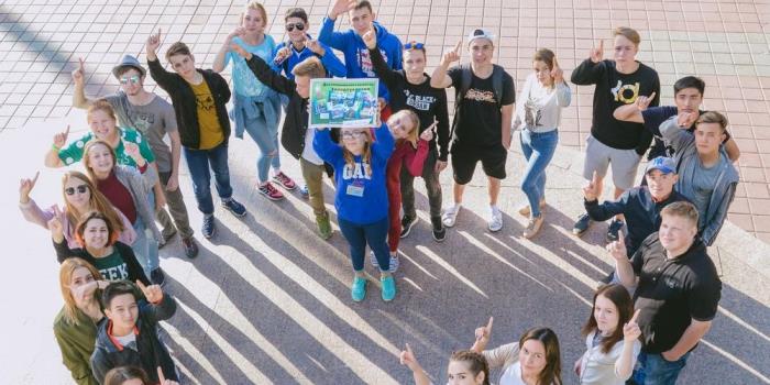 В организациях соцобслуживания и детских оздоровительных центрах пройдут мероприятия, посвященные Дню области