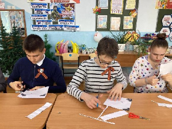 МБОУ ОШ № 2 города Тюмени принимает участие в мероприятиях, посвященных 80-летию Победы в Великой Отечественной войне 1941-1945 гг.  