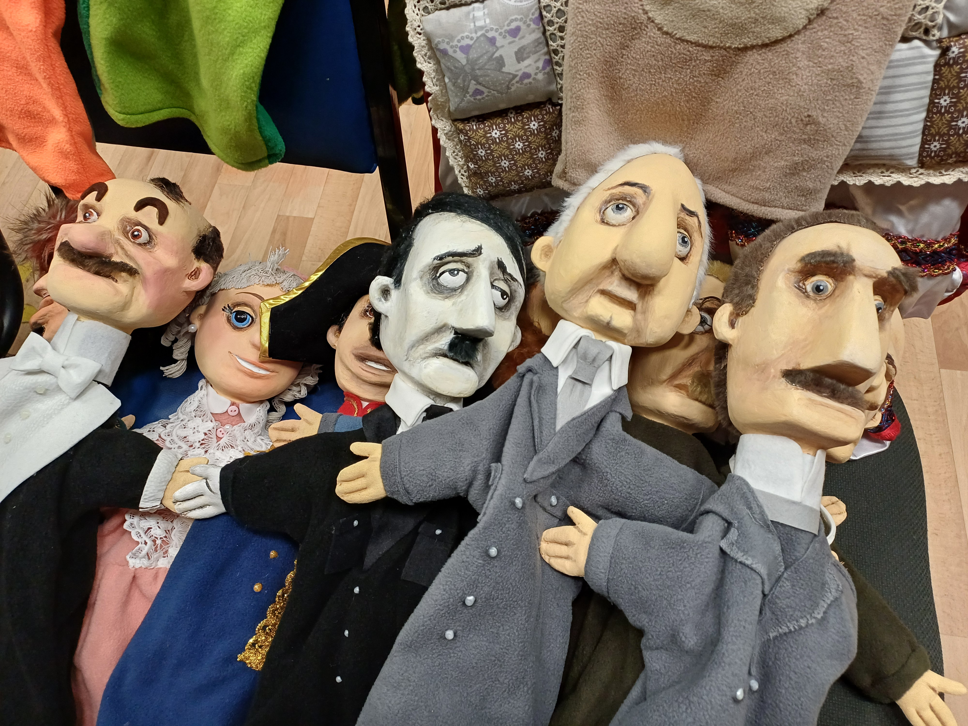 Куклы — оружие против врага   