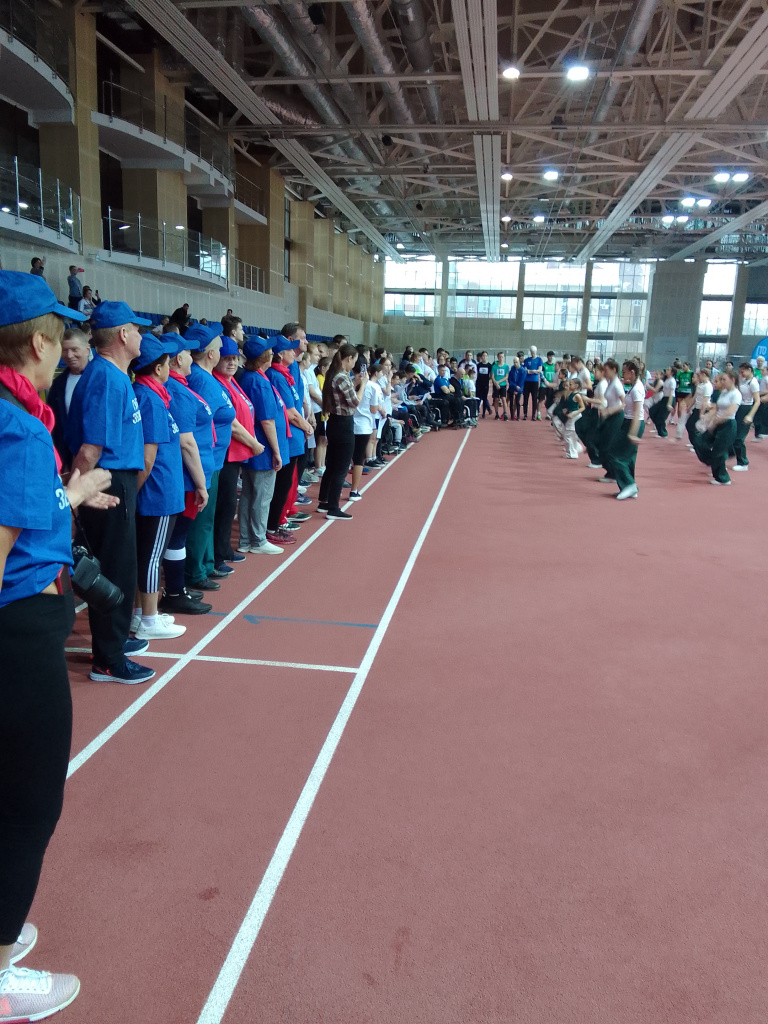 парад открытия.jpg