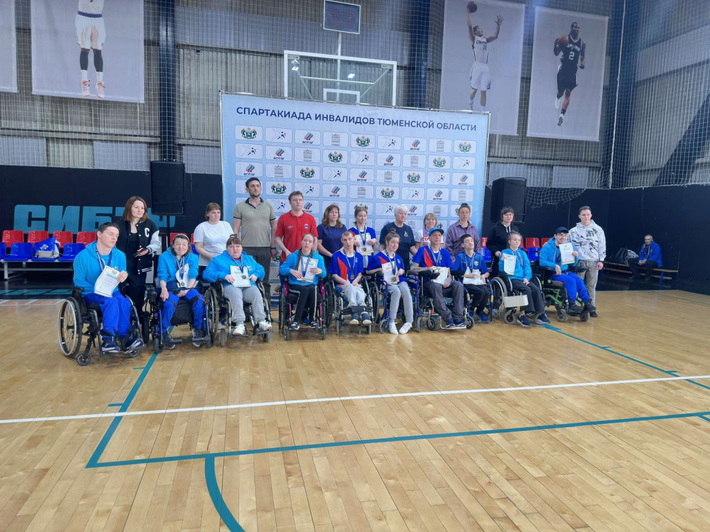 Бочча, награждение.jpg Бочча, награждение.jpg