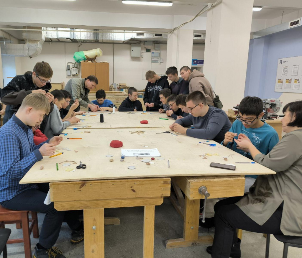 R66EO6ajpgA.jpg R66EO6ajpgA.jpg