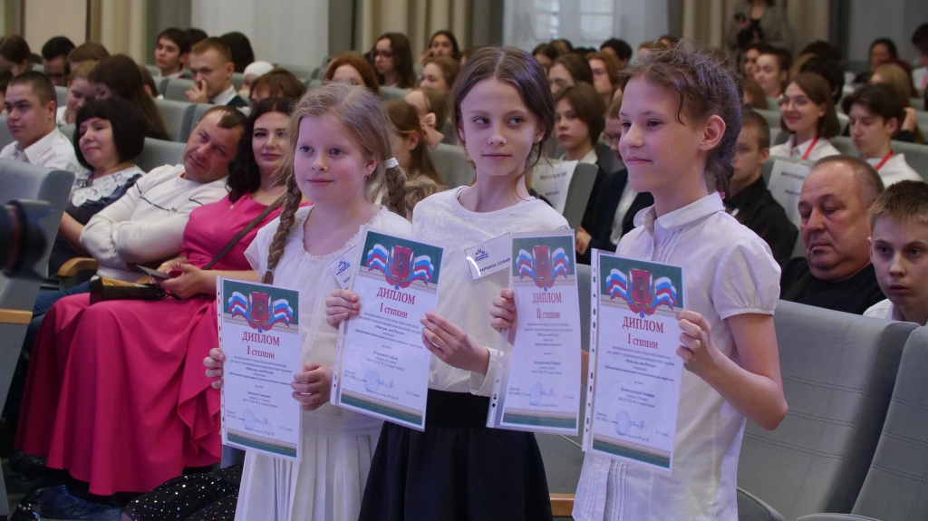 Wqkwcs-Sq5c.jpg Wqkwcs-Sq5c.jpg