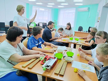 Мероприятие "Я и мой ребенок" для семей с детьми с нарушениями зрения в центре "Пышма"