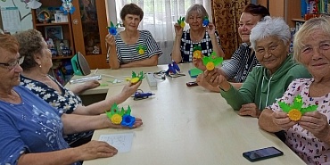 Брошки из фоамирана